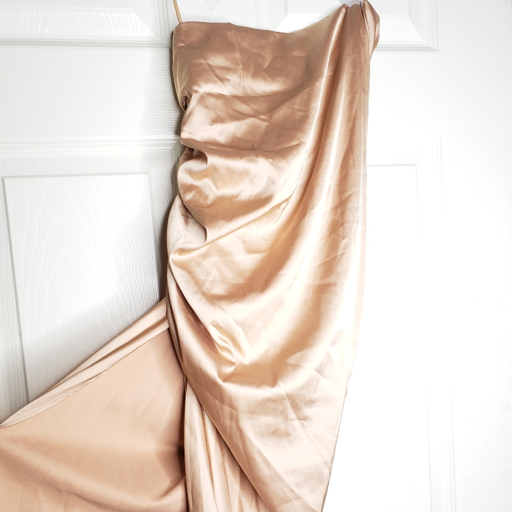 Skirt - Picture 2 of 6